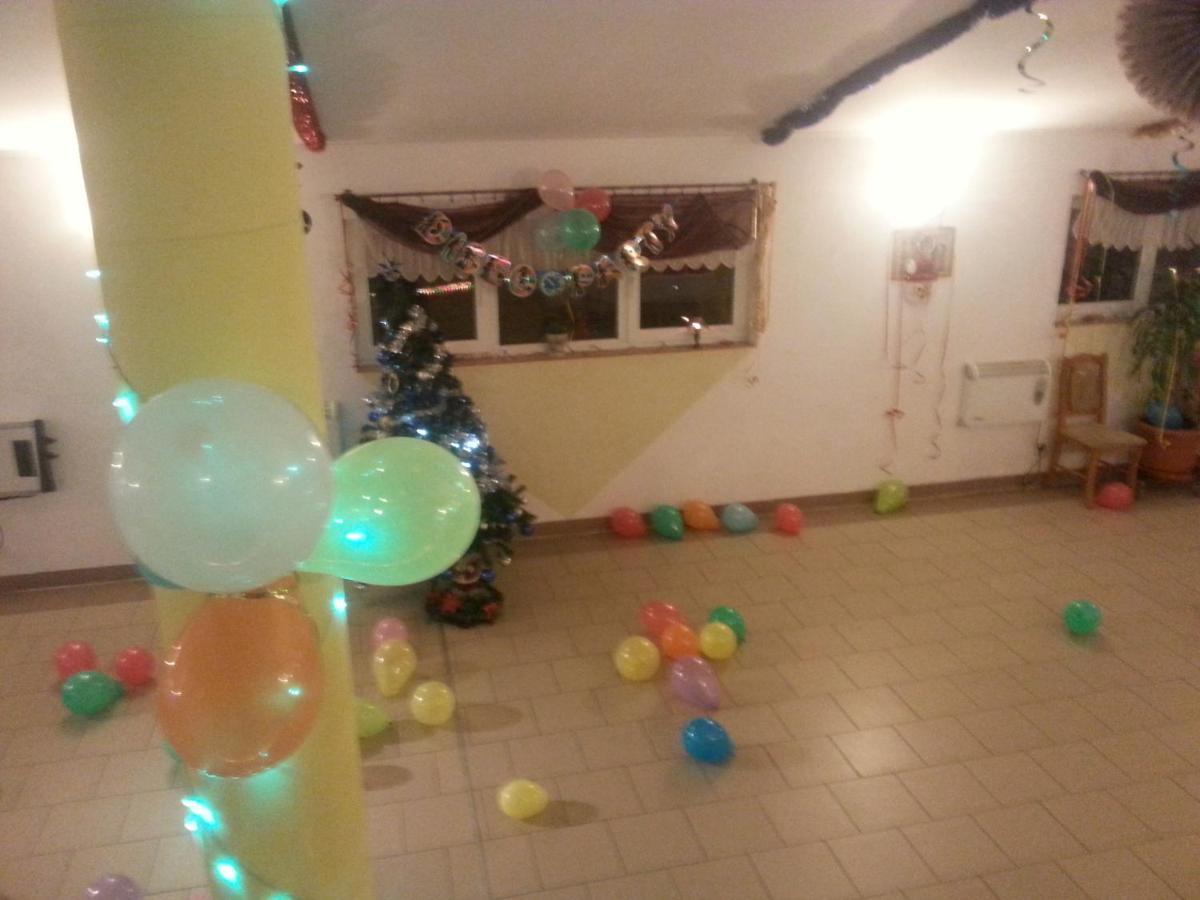Beatka Hotel Świeradów-Zdrój Kültér fotó